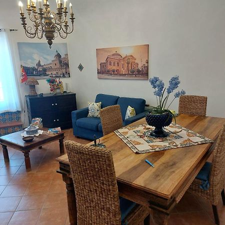 Casa Del Parlamento Appartement Palermo Buitenkant foto