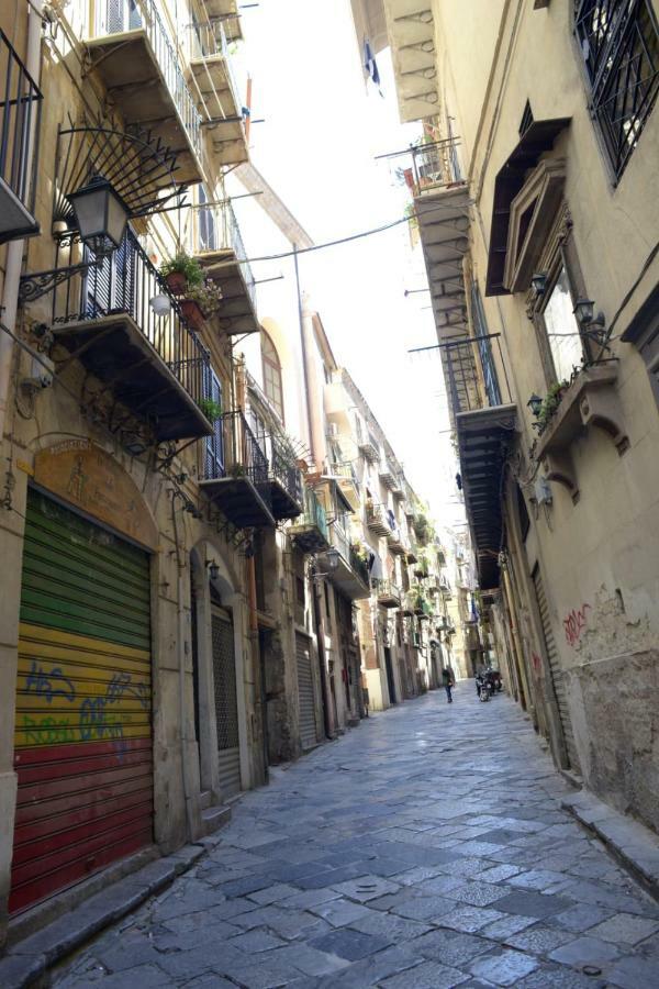 Casa Del Parlamento Appartement Palermo Buitenkant foto